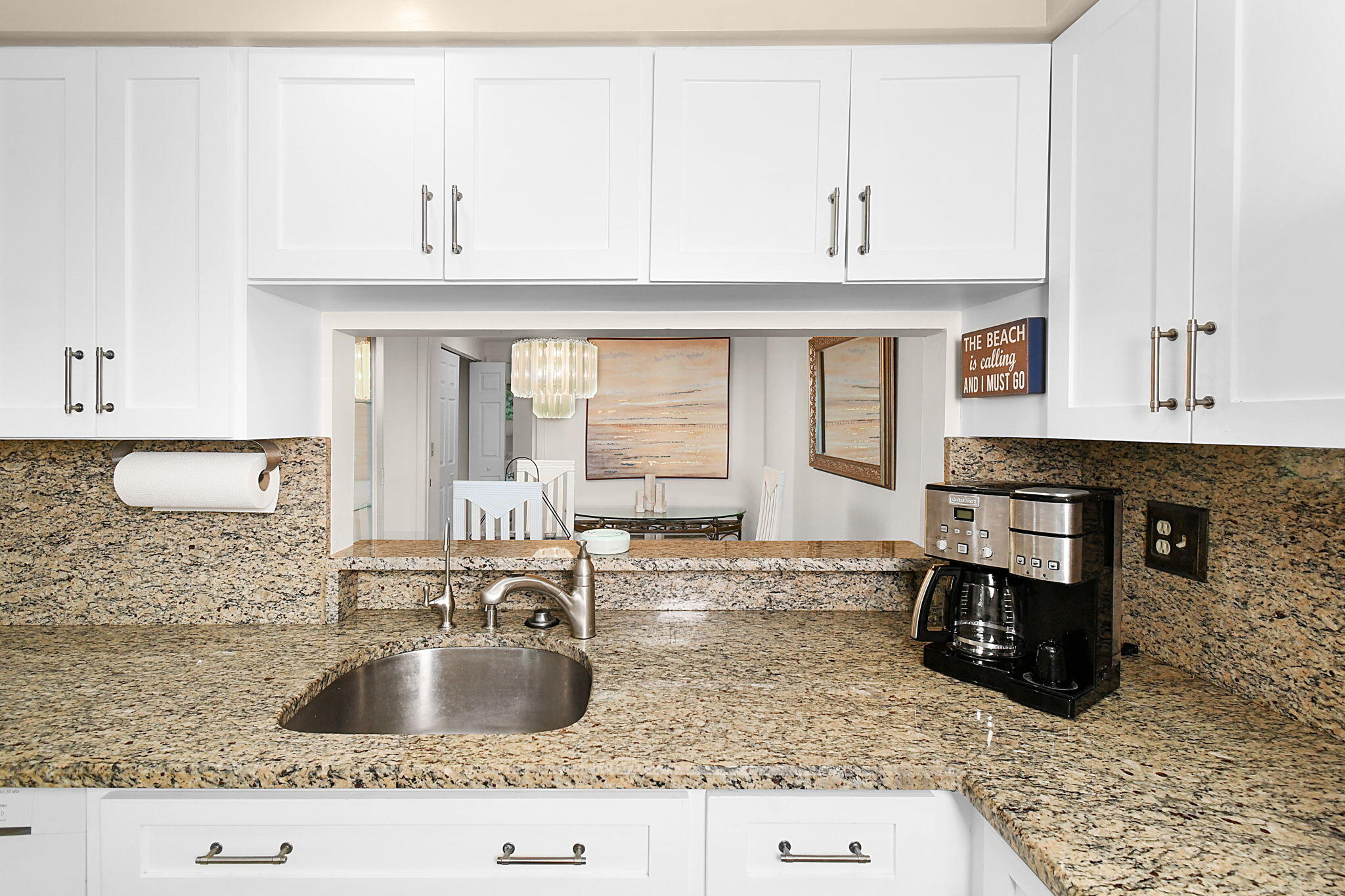 221 Northeast Plantation Road, Unit 211 Stuart, FL 34996 - Photo 14 of 32 Kitchen
