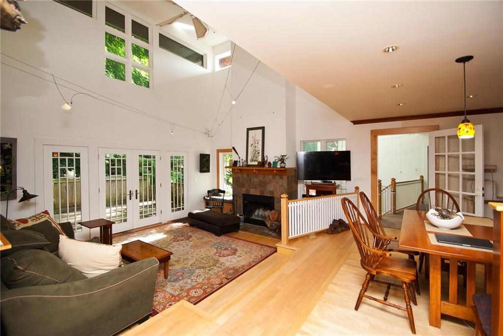 138 Pinnacle Road Rochester, NY 14620 - Photo 11 of 34