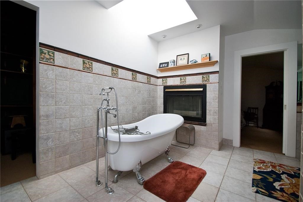 138 Pinnacle Road Rochester, NY 14620 - Photo 18 of 34