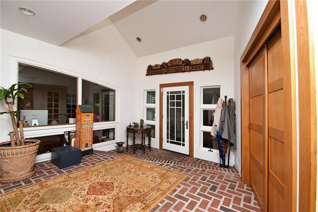 138 Pinnacle Road Rochester, NY 14620 - Photo 21 of 34