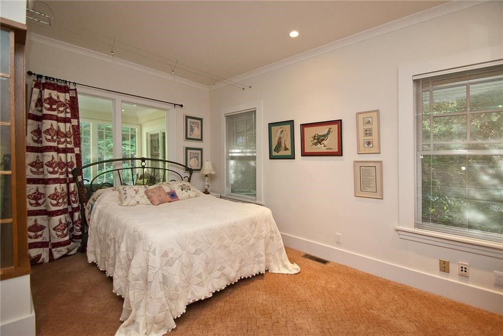 138 Pinnacle Road Rochester, NY 14620 - Photo 25 of 34