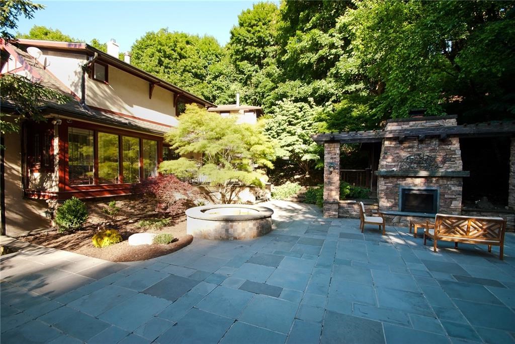 138 Pinnacle Road Rochester, NY 14620 - Photo 4 of 34