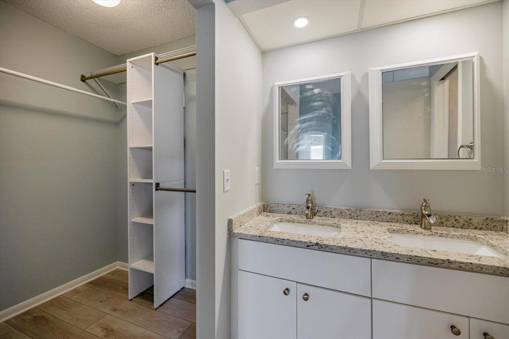 856 Chatham Drive, Unit 856 Venice, FL 34285 - Photo 17 of 43