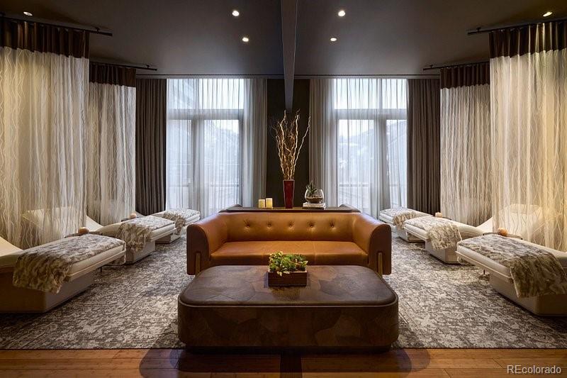 126 Riverfront Lane, Unit 200 Avon, CO 81620 - Photo 40 of 49 a bedroom with bed and window