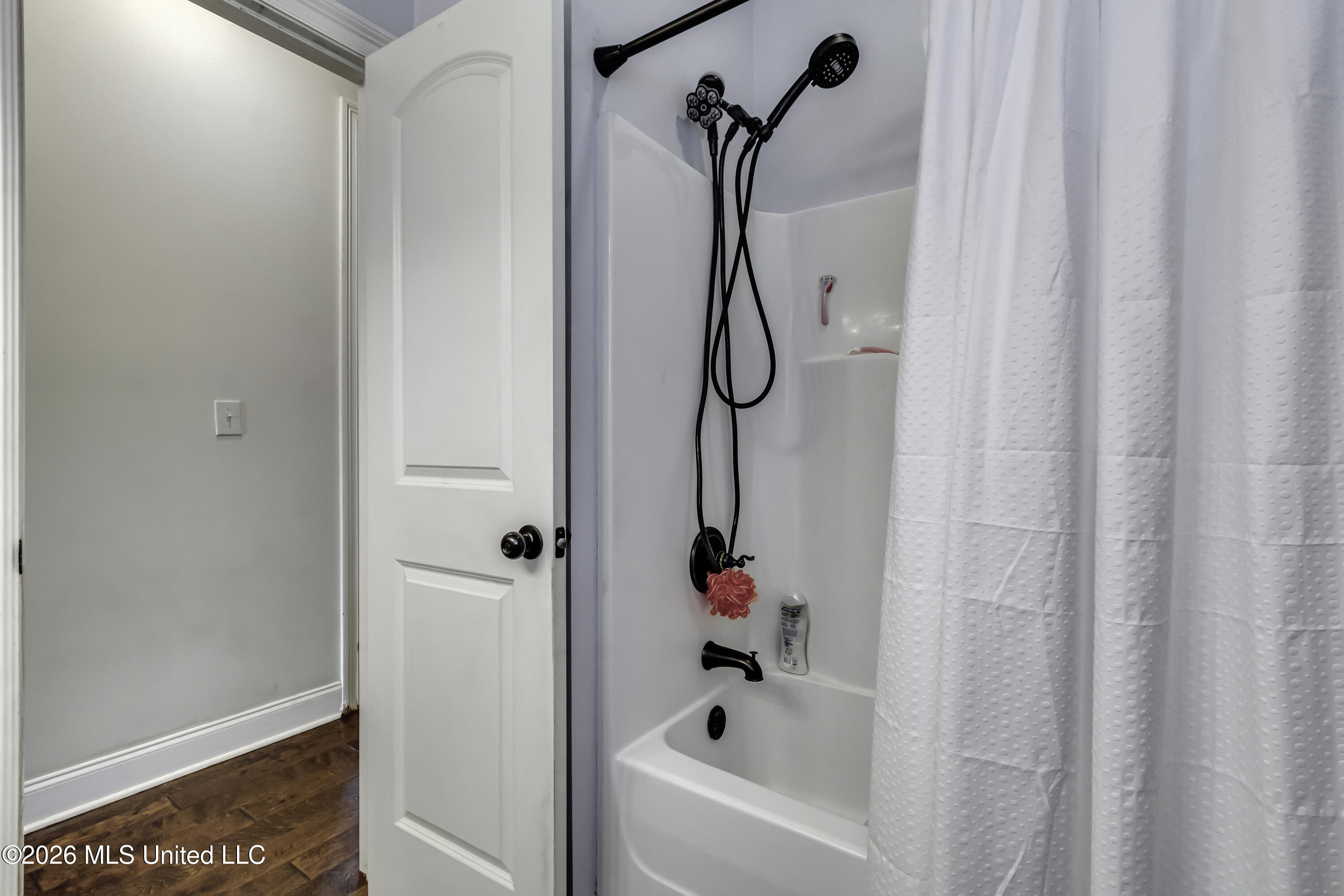 244 Greenfield Ridge Drive Brandon, MS 39042 - Photo 32 of 53 Bathroom 2