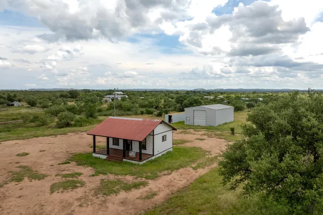 $225,000 | 4800 West Sh 29, Llano, TX 78643