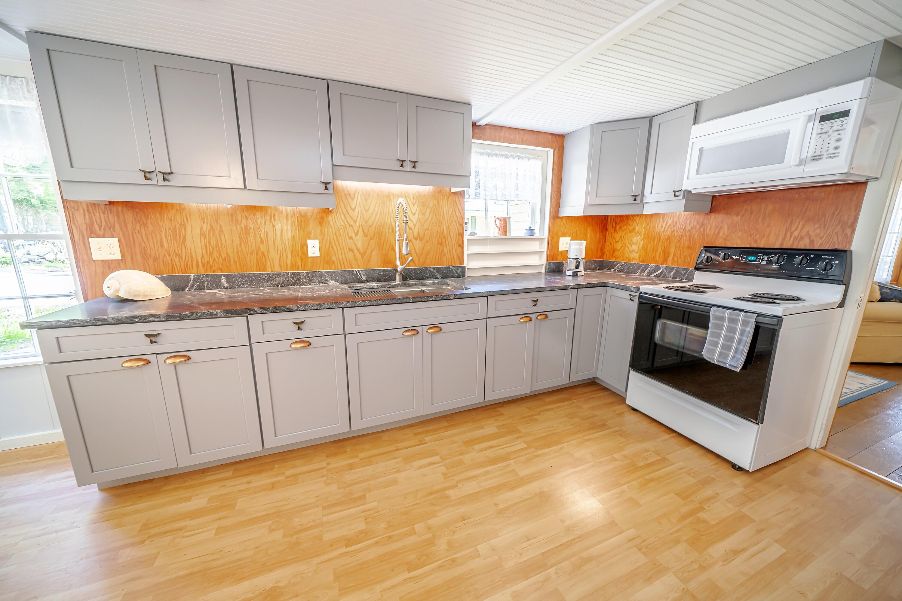 29 Broadway Northport, ME 04849 - Photo 14 of 28 29 Broadway Kitchen New (3)