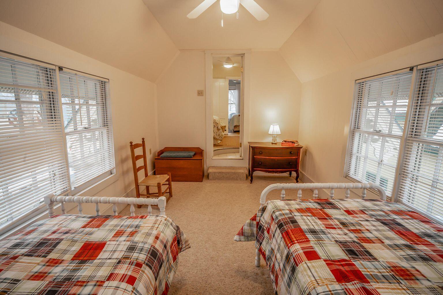 29 Broadway Northport, ME 04849 - Photo 23 of 28 29 Broadway BR 3