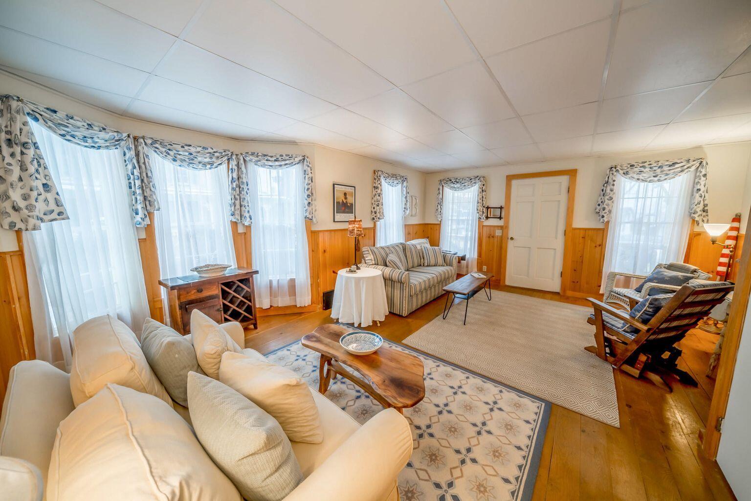 29 Broadway Northport, ME 04849 - Photo 10 of 28 29 Broadway LR 1