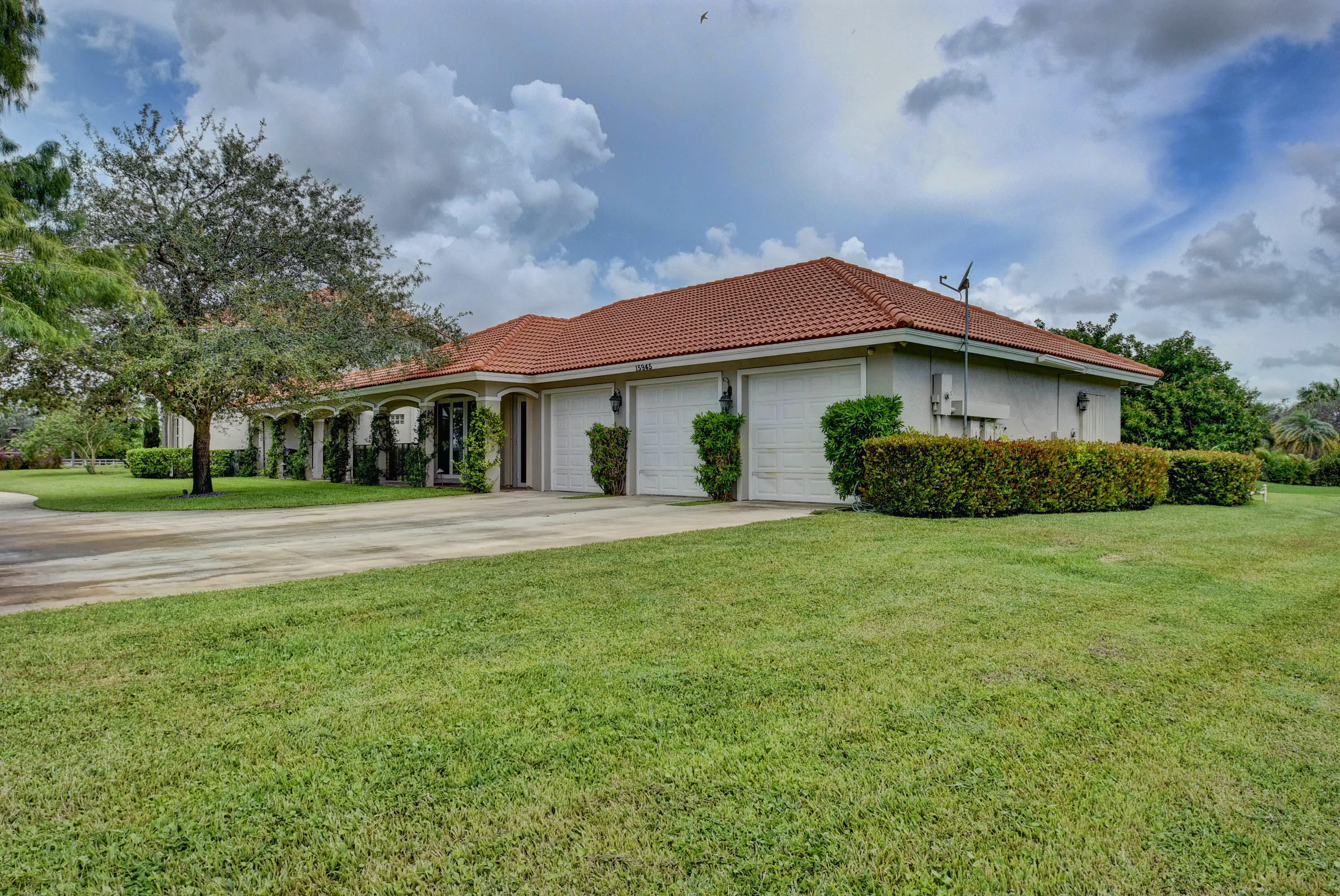 15945 Weatherly Road Wellington, FL 33414 - Photo 6 of 60 001_untitled (48)