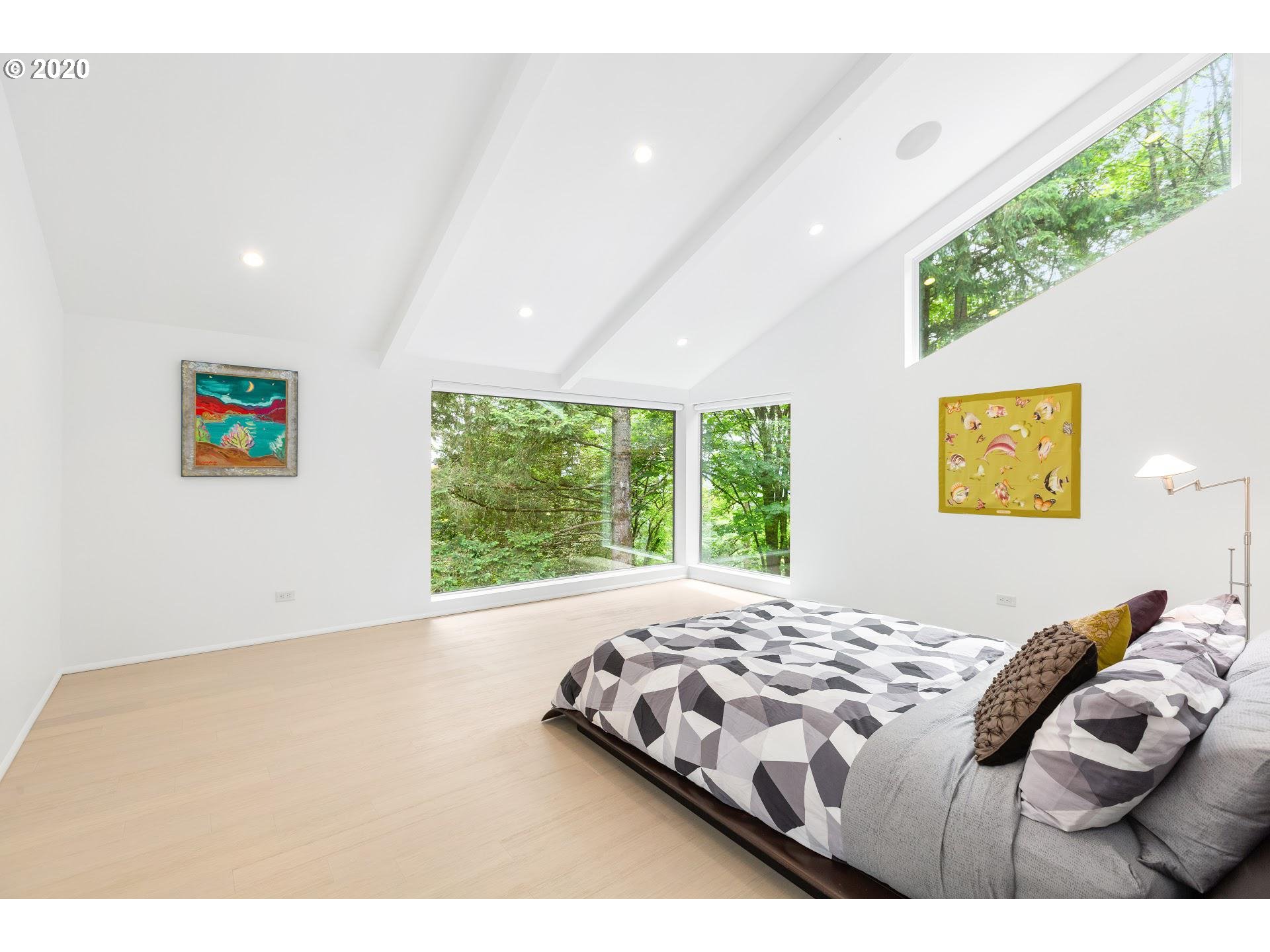 5050 Southwest Patton Road Portland, OR 97221 - Photo 17 of 32