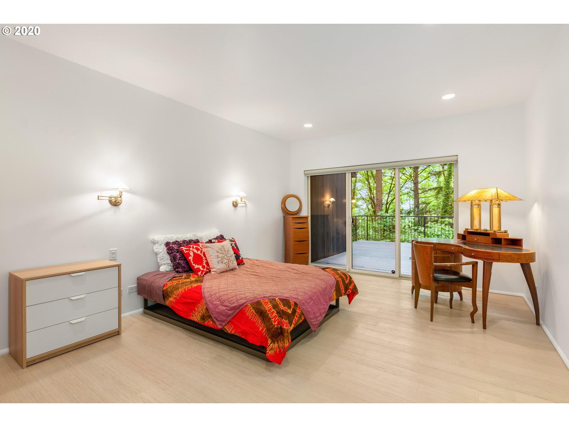 5050 Southwest Patton Road Portland, OR 97221 - Photo 20 of 32