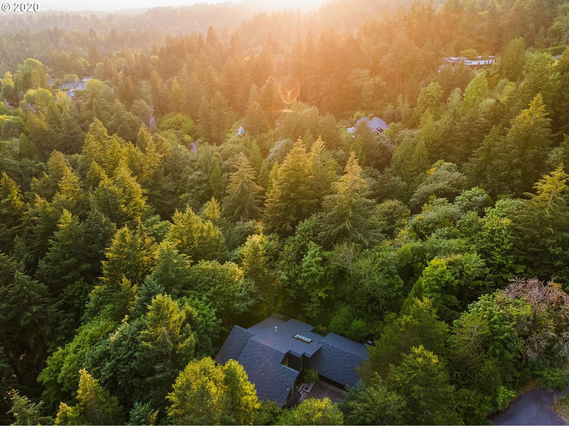 5050 Southwest Patton Road Portland, OR 97221 - Photo 31 of 32