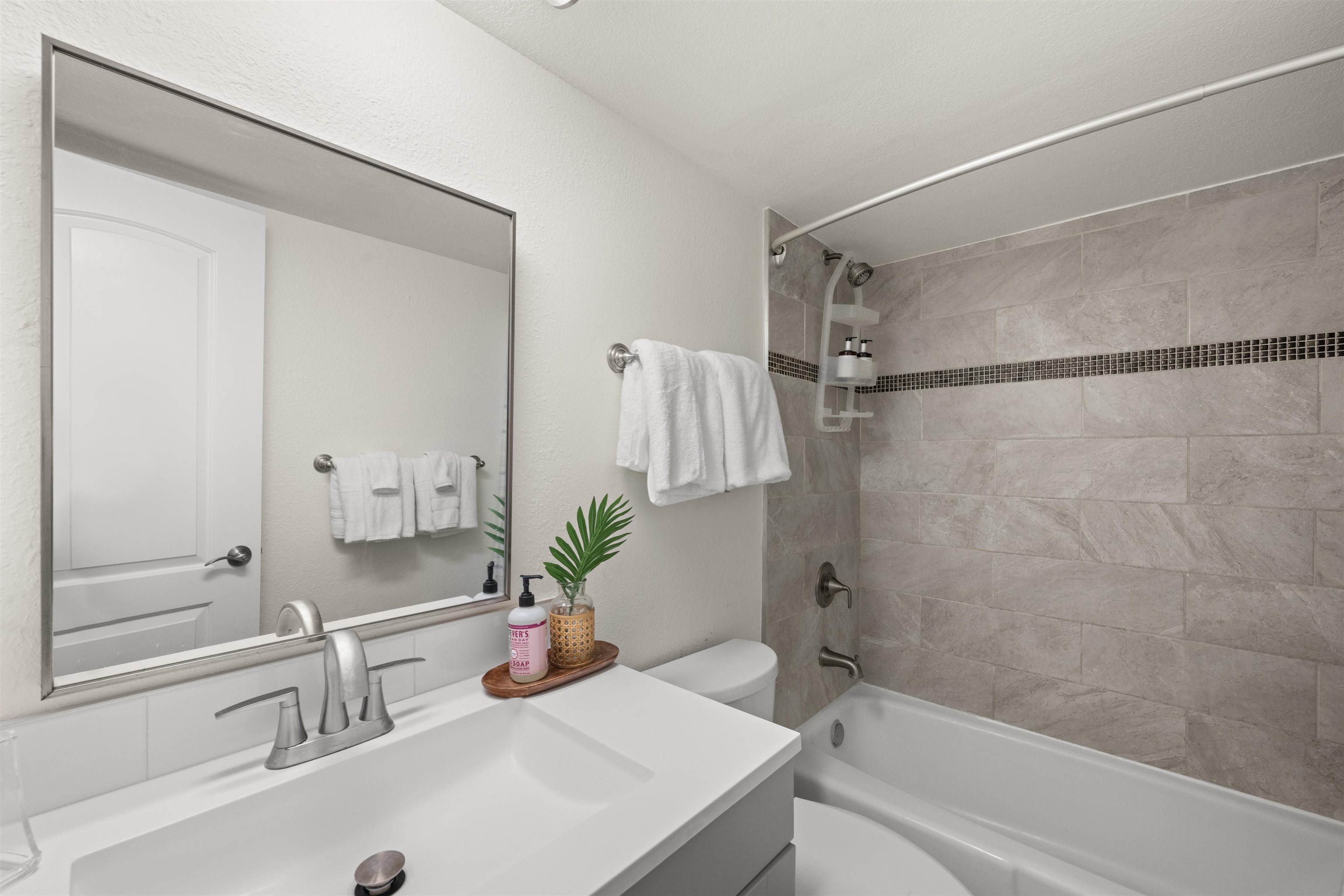 2191 South Kihei Road, Unit 1208 Kihei, HI 96753 - Photo 14 of 27