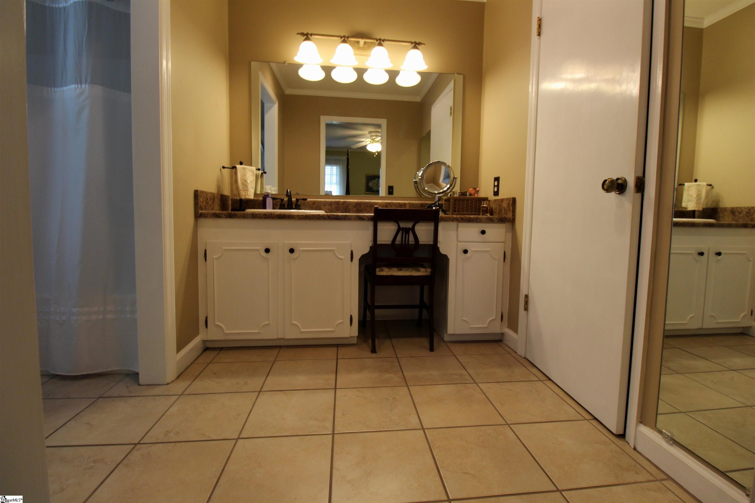 306 Inman Road Inman, SC 29349 - Photo 17 of 36