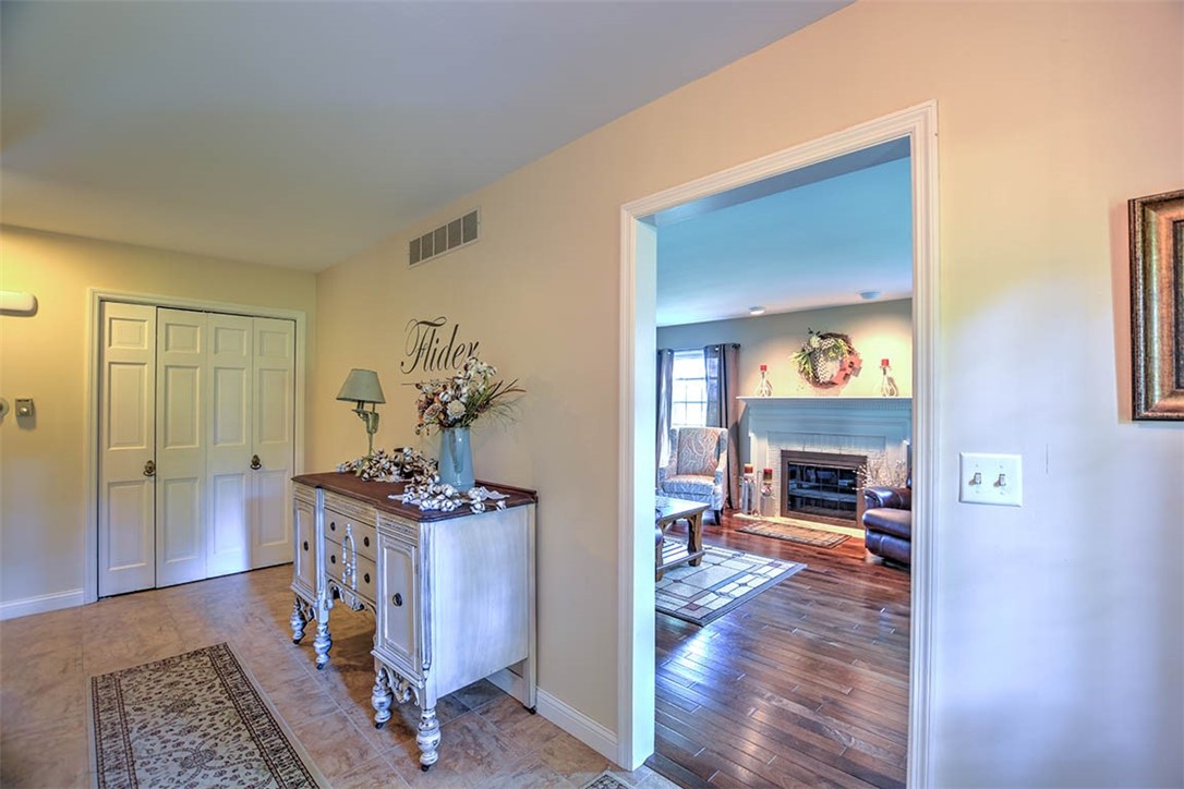 2325 Mount Zion Road Decatur, IL 62521 - Photo 4 of 48 Gallery Image 4