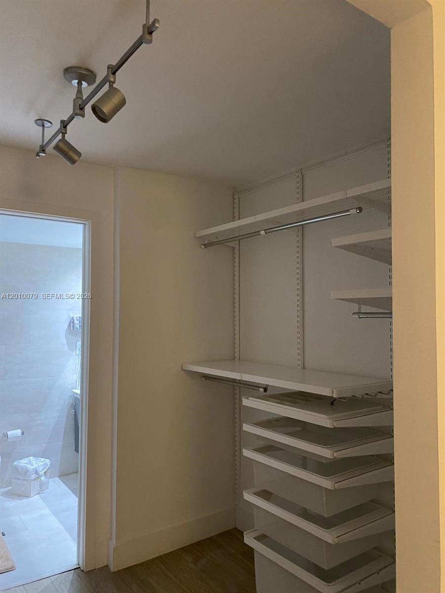 200 Southeast 15th Road, Unit 7I Miami, FL 33129 - Photo 11 of 40
