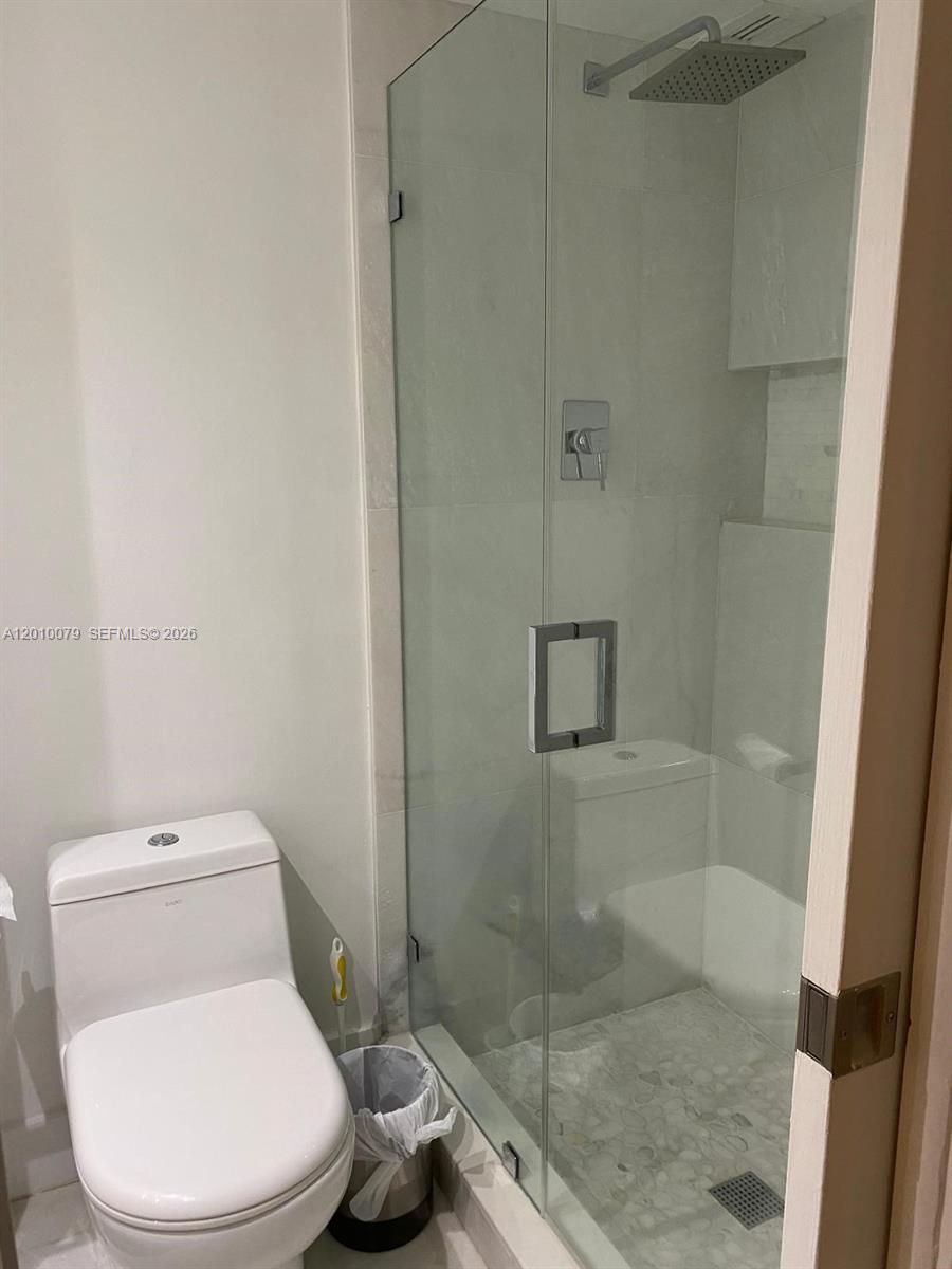 200 Southeast 15th Road, Unit 7I Miami, FL 33129 - Photo 17 of 40