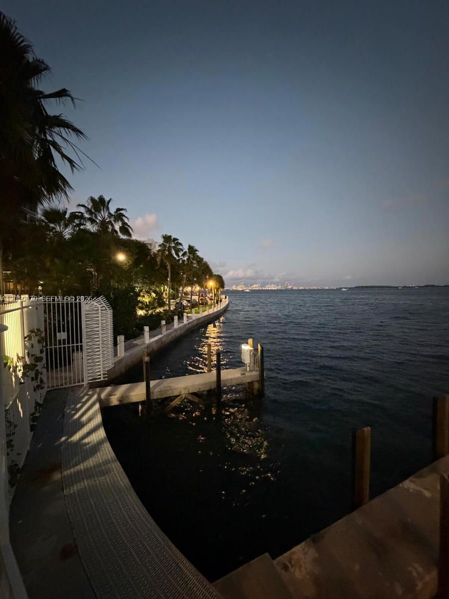 200 Southeast 15th Road, Unit 7I Miami, FL 33129 - Photo 29 of 40