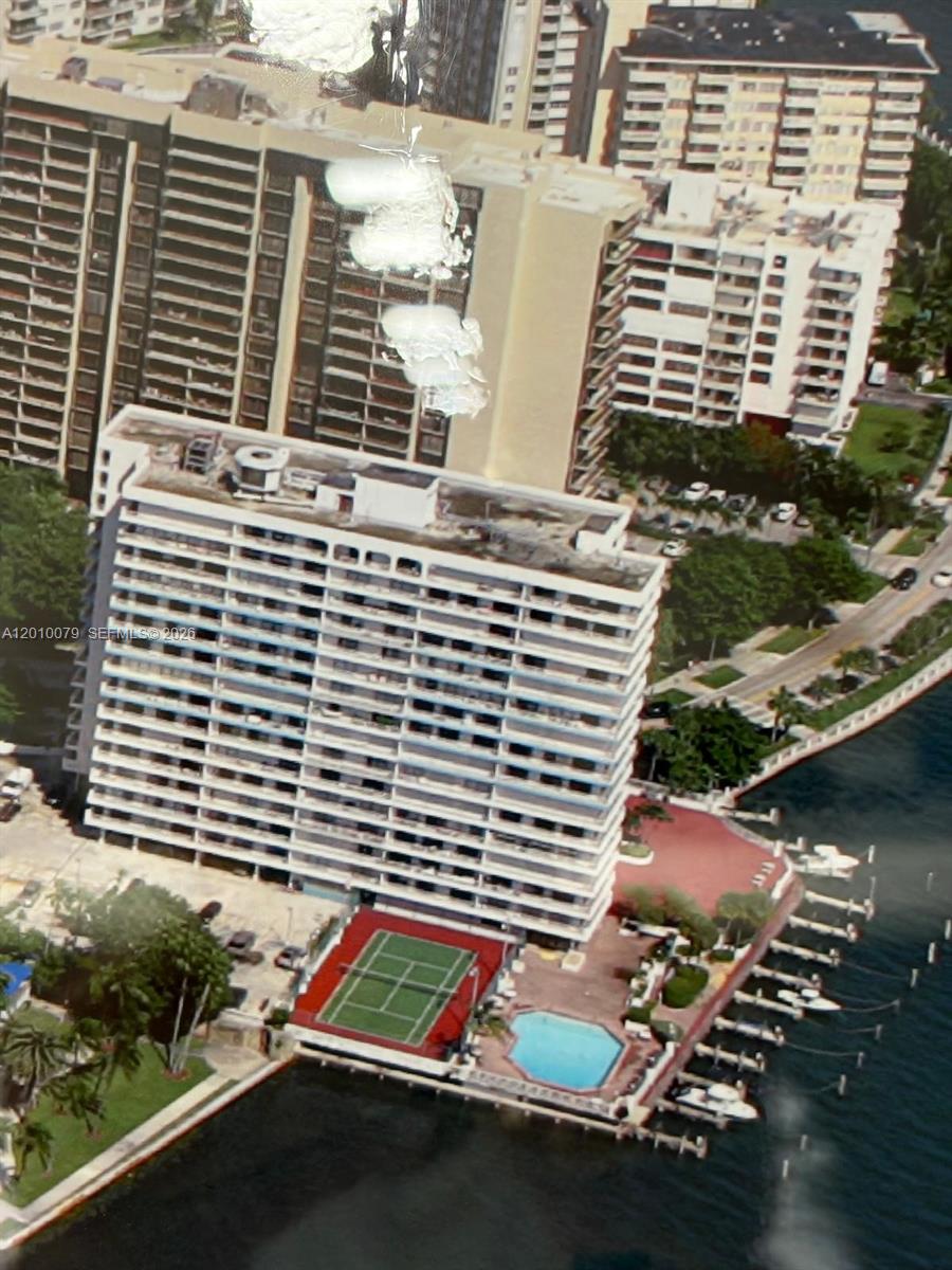 200 Southeast 15th Road, Unit 7I Miami, FL 33129 - Photo 39 of 40