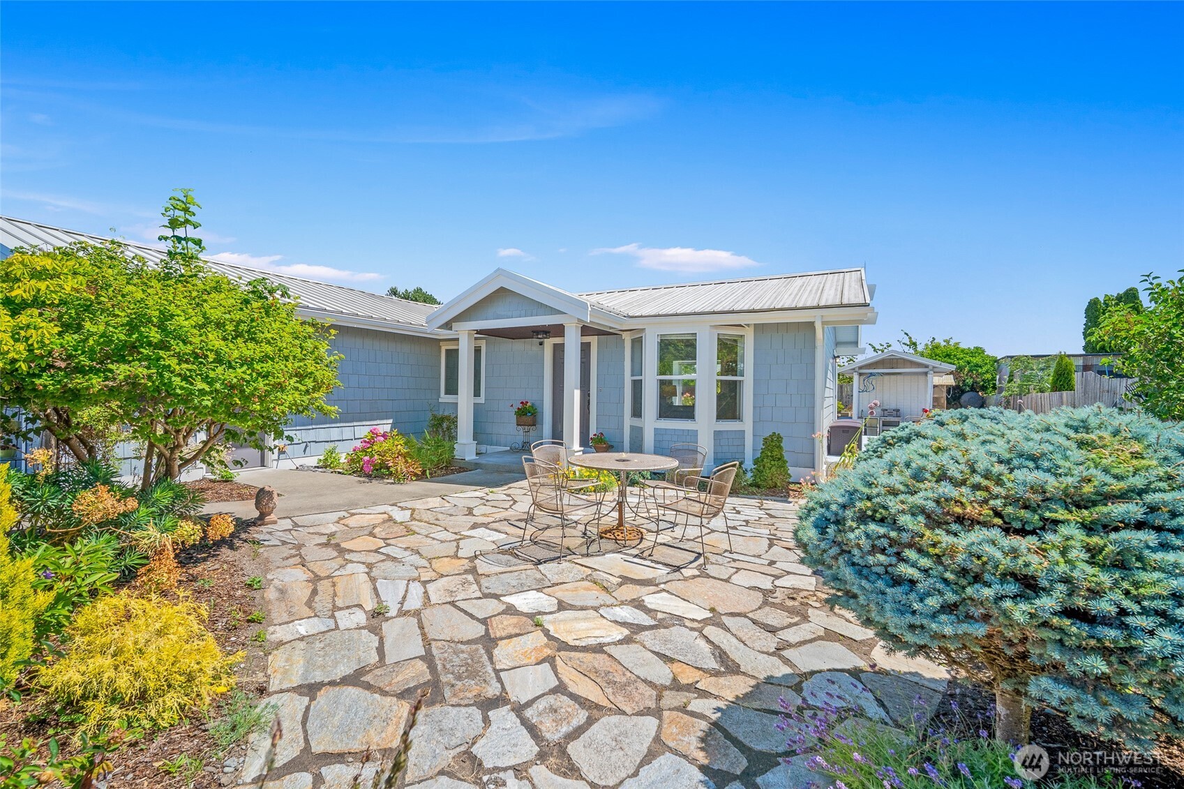 8142 Cowichan Road Blaine, WA 98230 - Photo 6 of 40