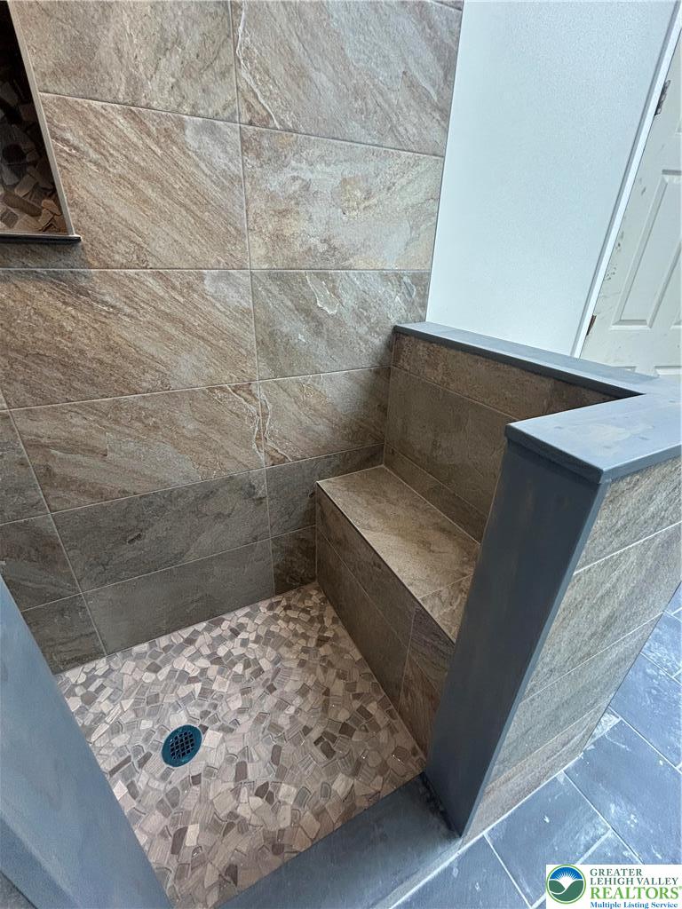 92 Creek Road Bangor, PA 18013 - Photo 18 of 32