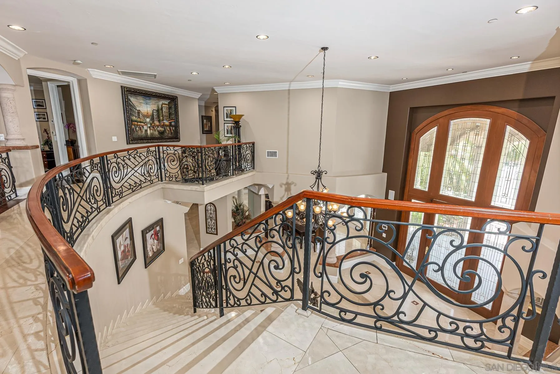 2871 Gate 3 Place Chula Vista, CA 91914 - Photo 28 of 73 a view of an entryway with a rug