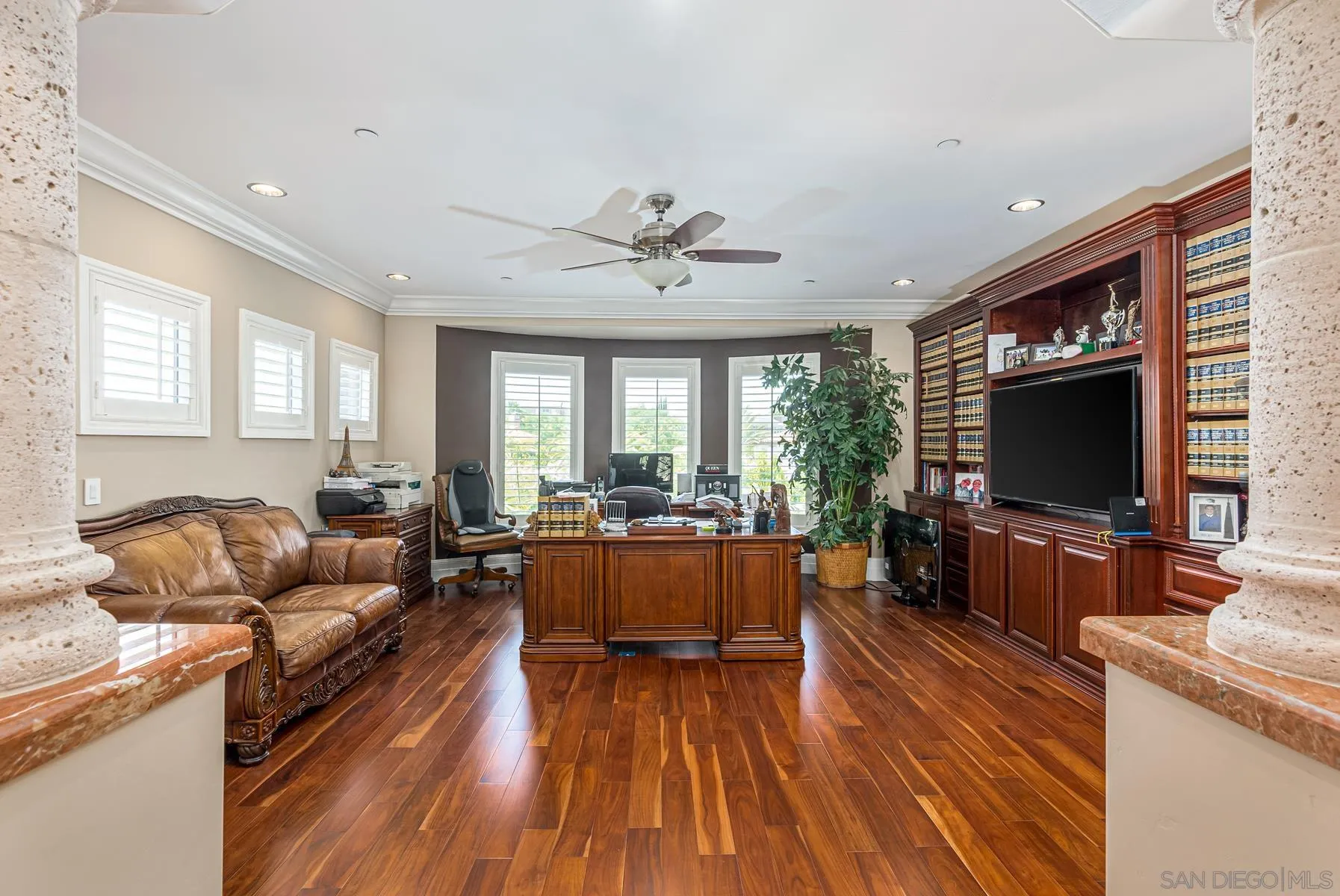 2871 Gate 3 Place Chula Vista, CA 91914 - Photo 33 of 73 a living room with furniture and a flat screen tv