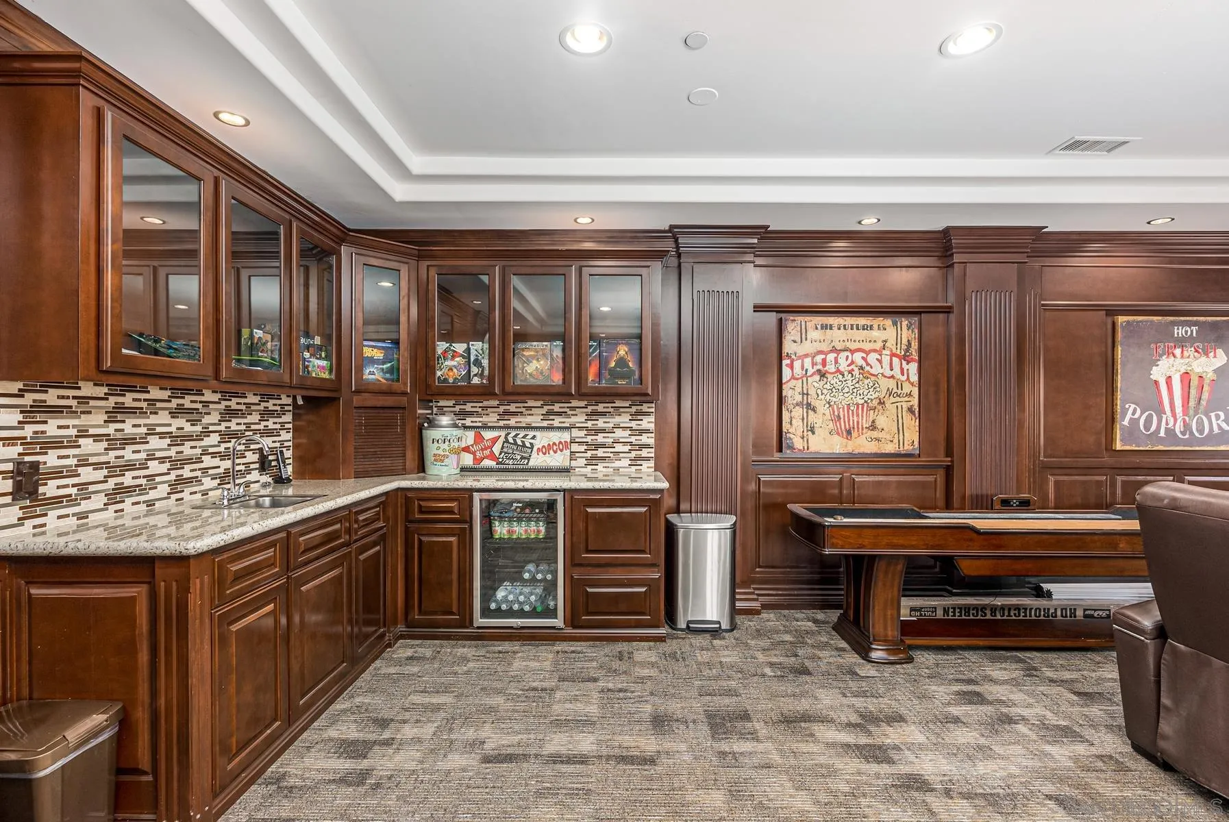 2871 Gate 3 Place Chula Vista, CA 91914 - Photo 42 of 73 a kitchen with stainless steel appliances granite countertop a stove and cabinets