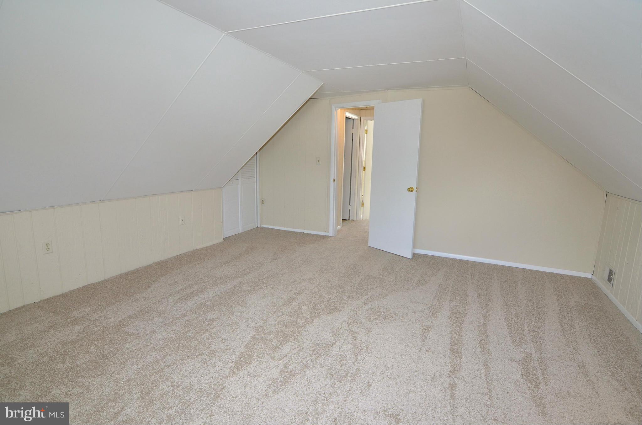112 Thomas Road Glen Burnie, MD 21060 - Photo 28 of 30 a view of an empty room
