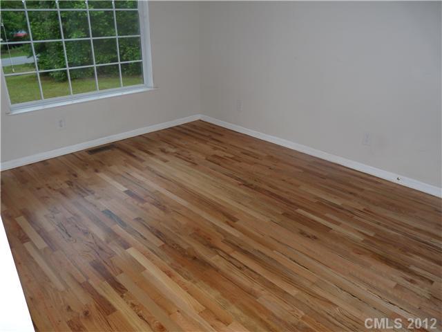 2875 Lake Shore Road South Denver, NC 28037 - Photo 5 of 9 Gallery Image 5