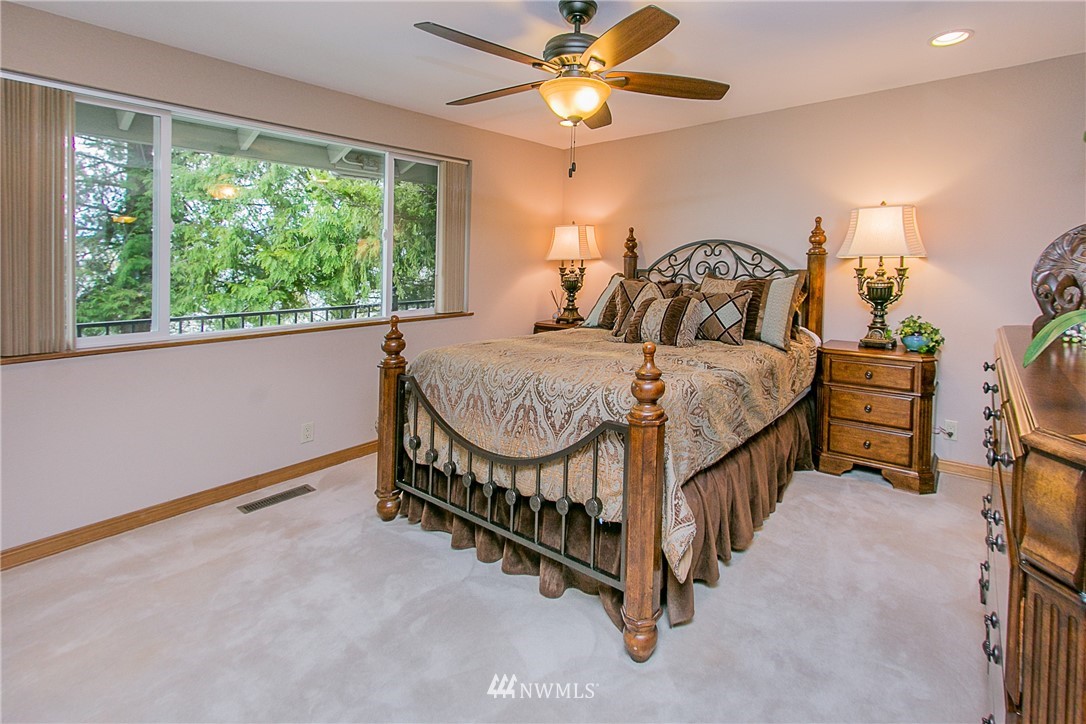 1744 Valley Road Northeast Moses Lake, WA 98837 - Photo 14 of 25 Gallery Image 14