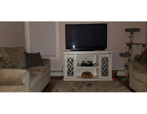 627 King Street Fall River, MA 02724 - Photo 5 of 24