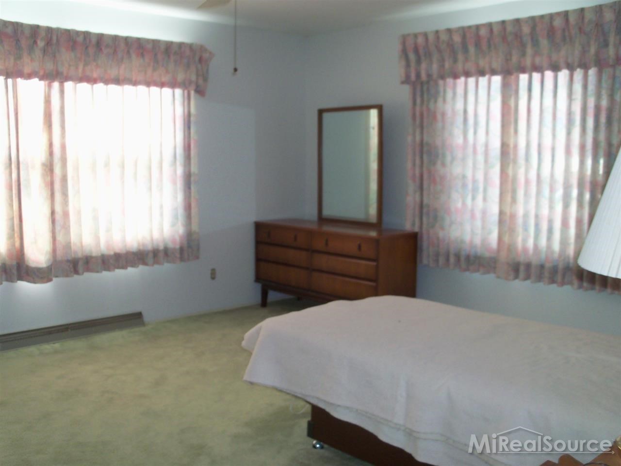 460 South Huron View Road Carsonville, MI 48419 - Photo 5 of 14 31228613-4.JPG