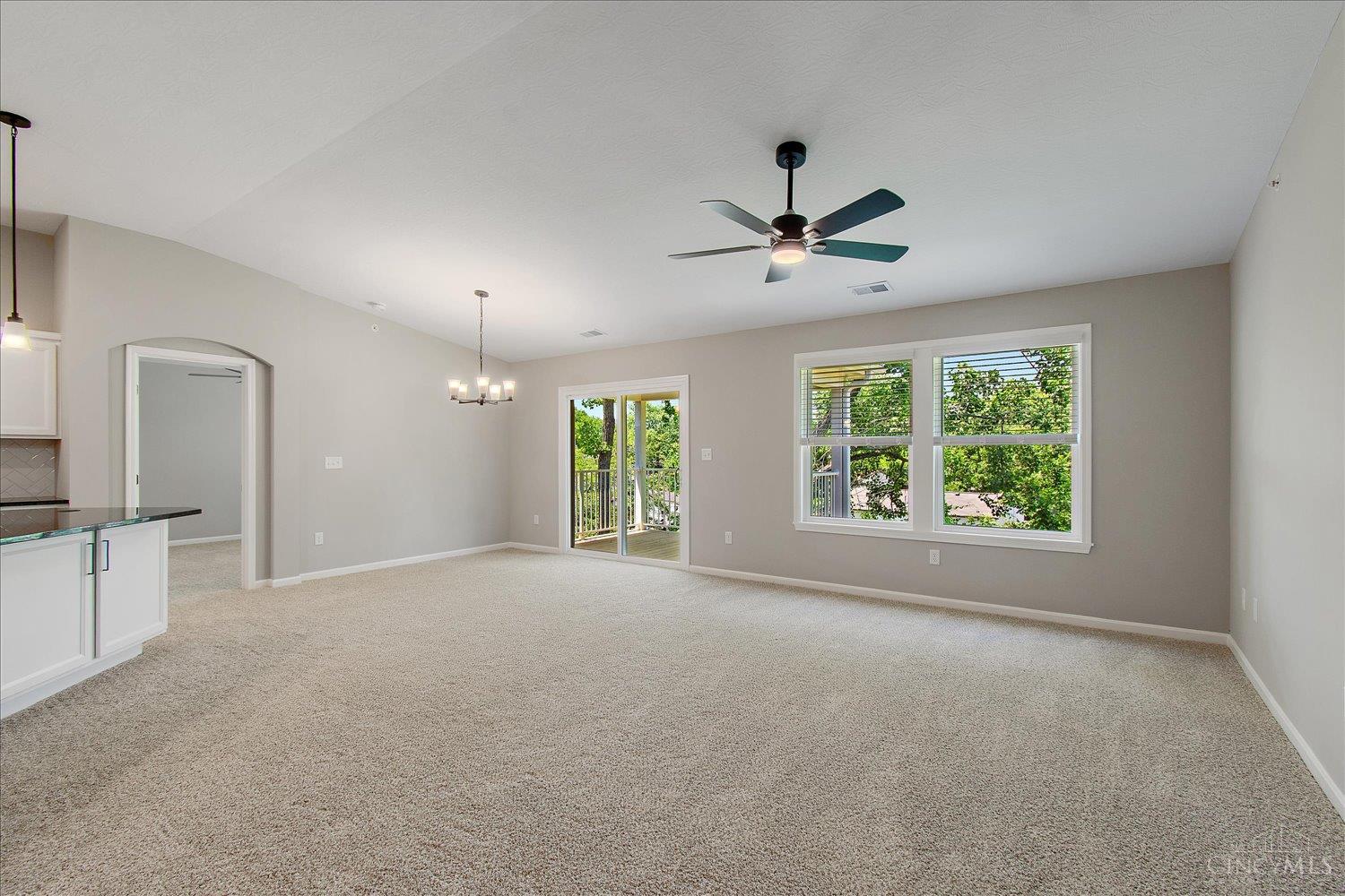 527 Tradition Ridge, Unit 81304 Cincinnati, OH 45245 - Photo 8 of 36