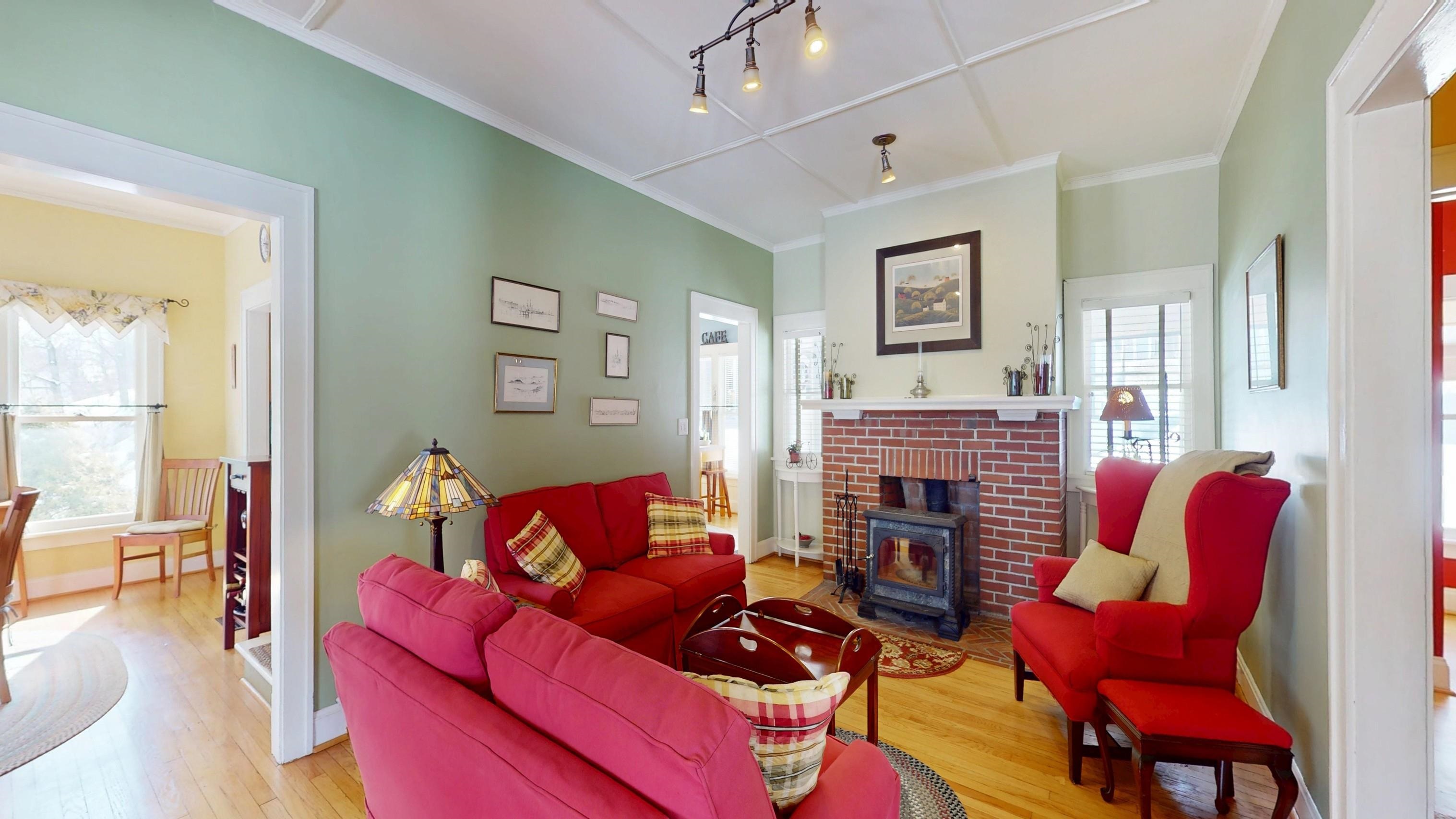 371 Weybridge Street Middlebury, VT 05753 - Photo 17 of 43