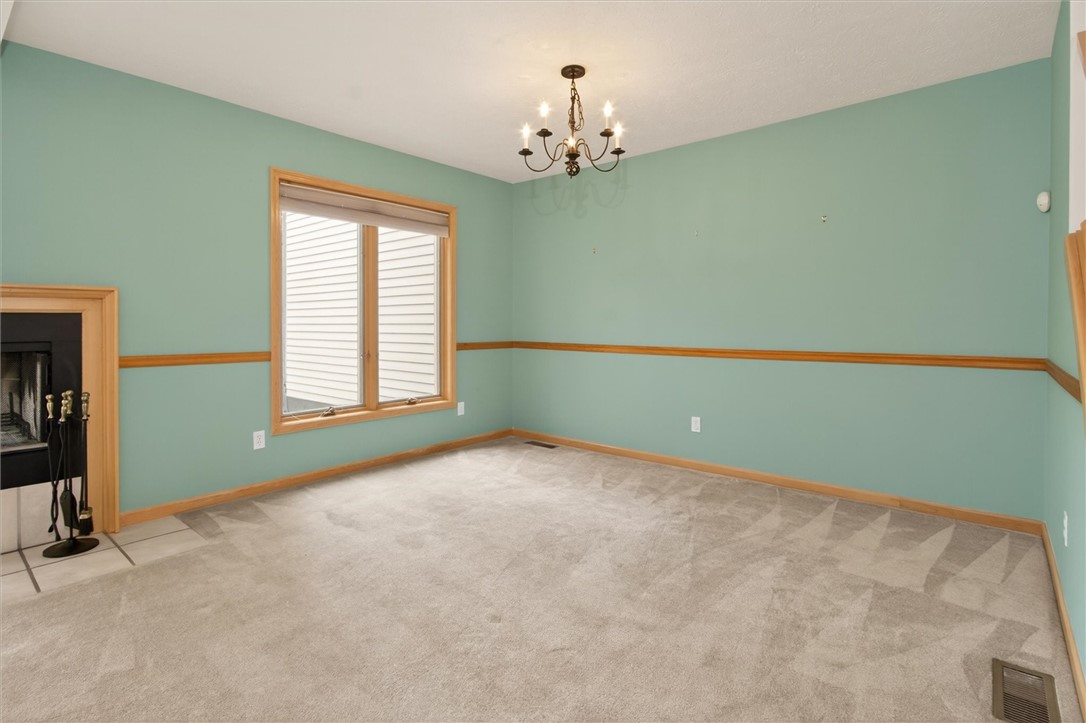 237 Highland Parkway Rochester, NY 14620 - Photo 13 of 41