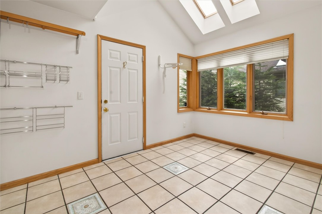 237 Highland Parkway Rochester, NY 14620 - Photo 19 of 41