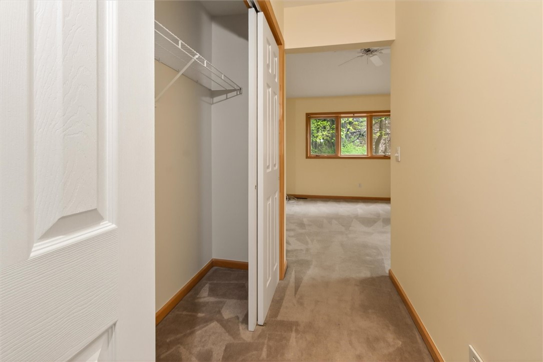 237 Highland Parkway Rochester, NY 14620 - Photo 22 of 41