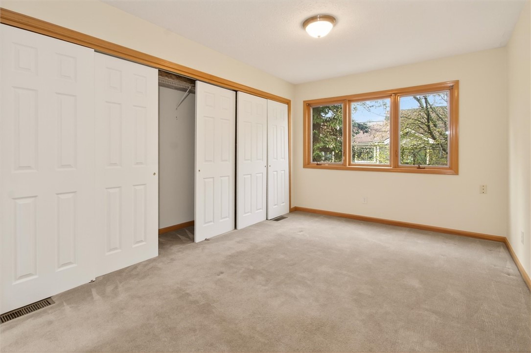 237 Highland Parkway Rochester, NY 14620 - Photo 29 of 41