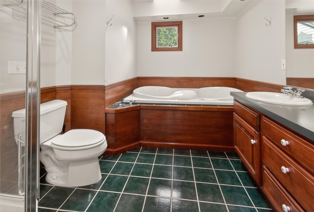 237 Highland Parkway Rochester, NY 14620 - Photo 35 of 41