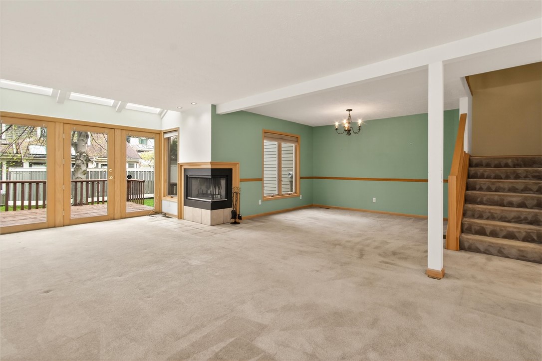 237 Highland Parkway Rochester, NY 14620 - Photo 9 of 41
