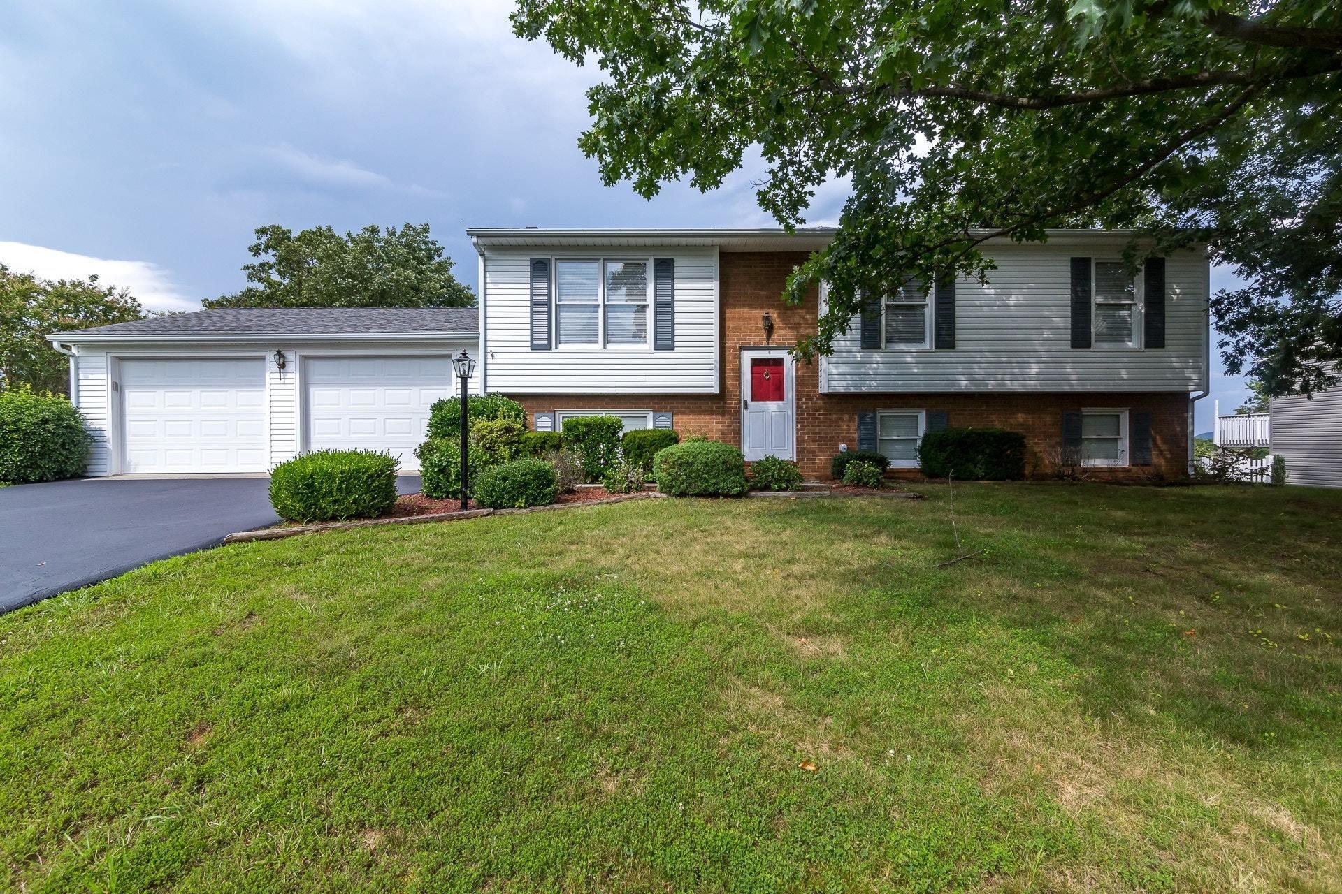 5358 Sundance Road Salem, VA 24153 - Photo 1 of 43 Front