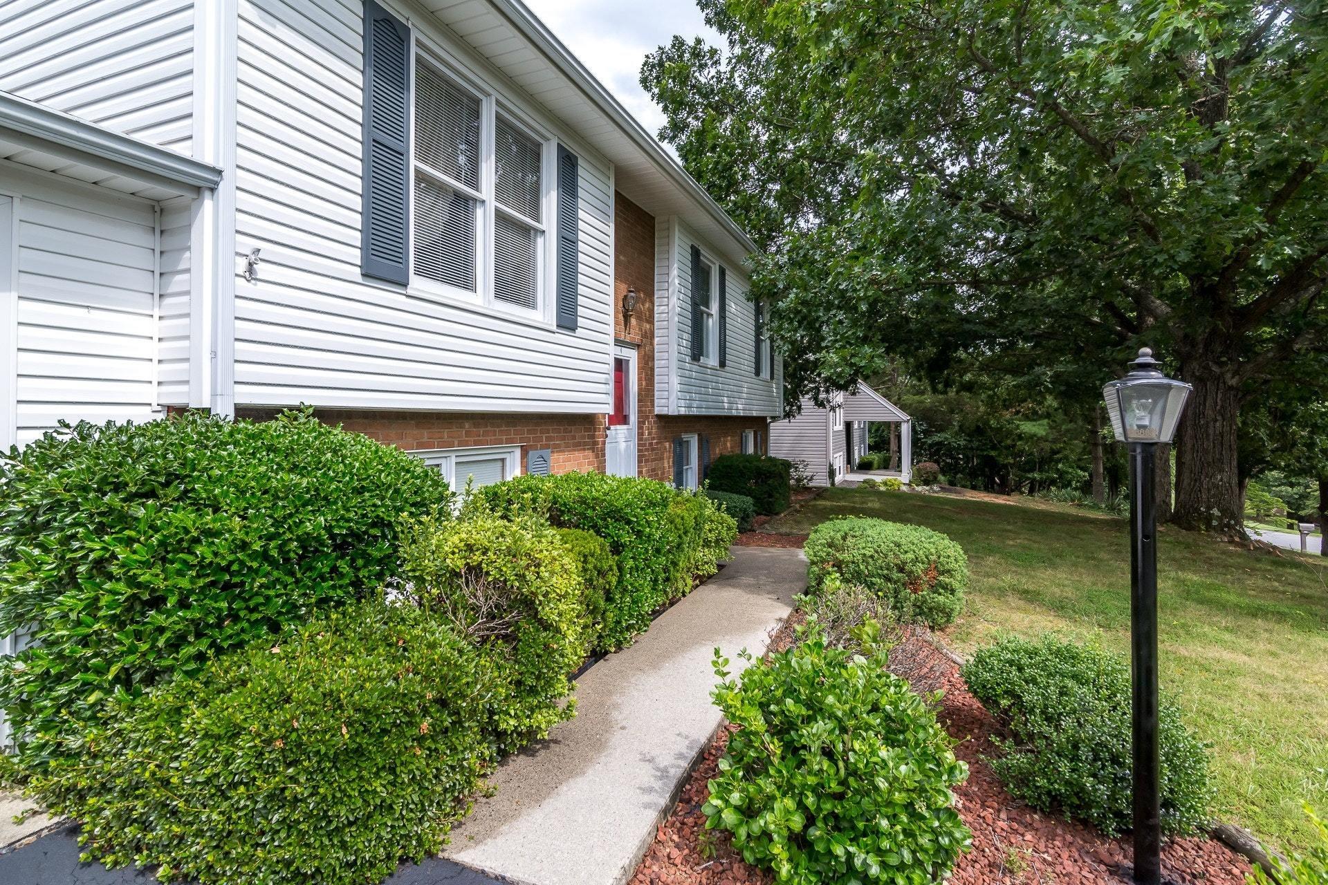 5358 Sundance Road Salem, VA 24153 - Photo 3 of 43 003-320099-03-5358 Sundance Rd - Salem-1