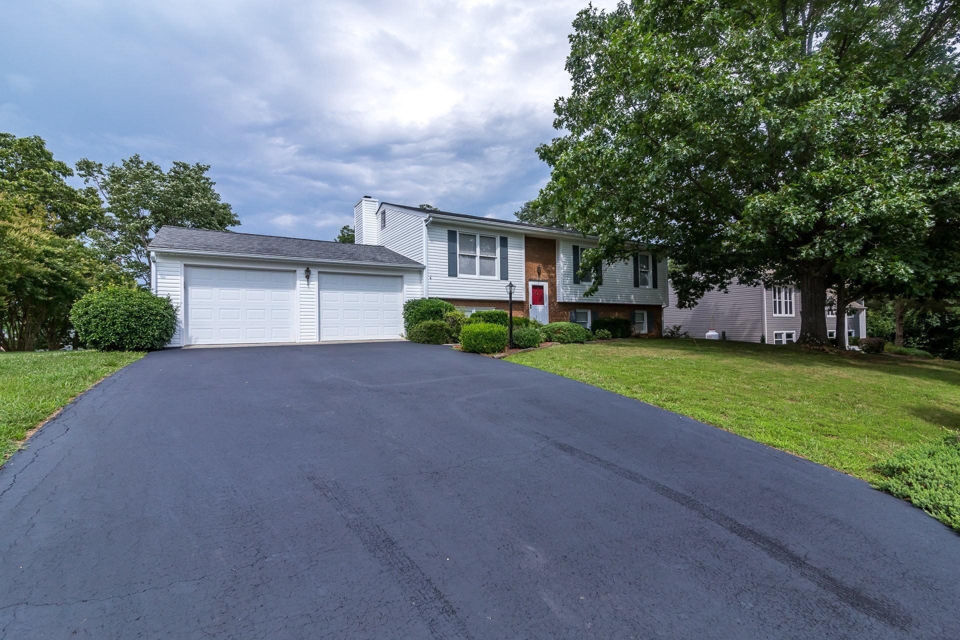 5358 Sundance Road Salem, VA 24153 - Photo 30 of 43 030-320099-30-5358 Sundance Rd - Salem-1
