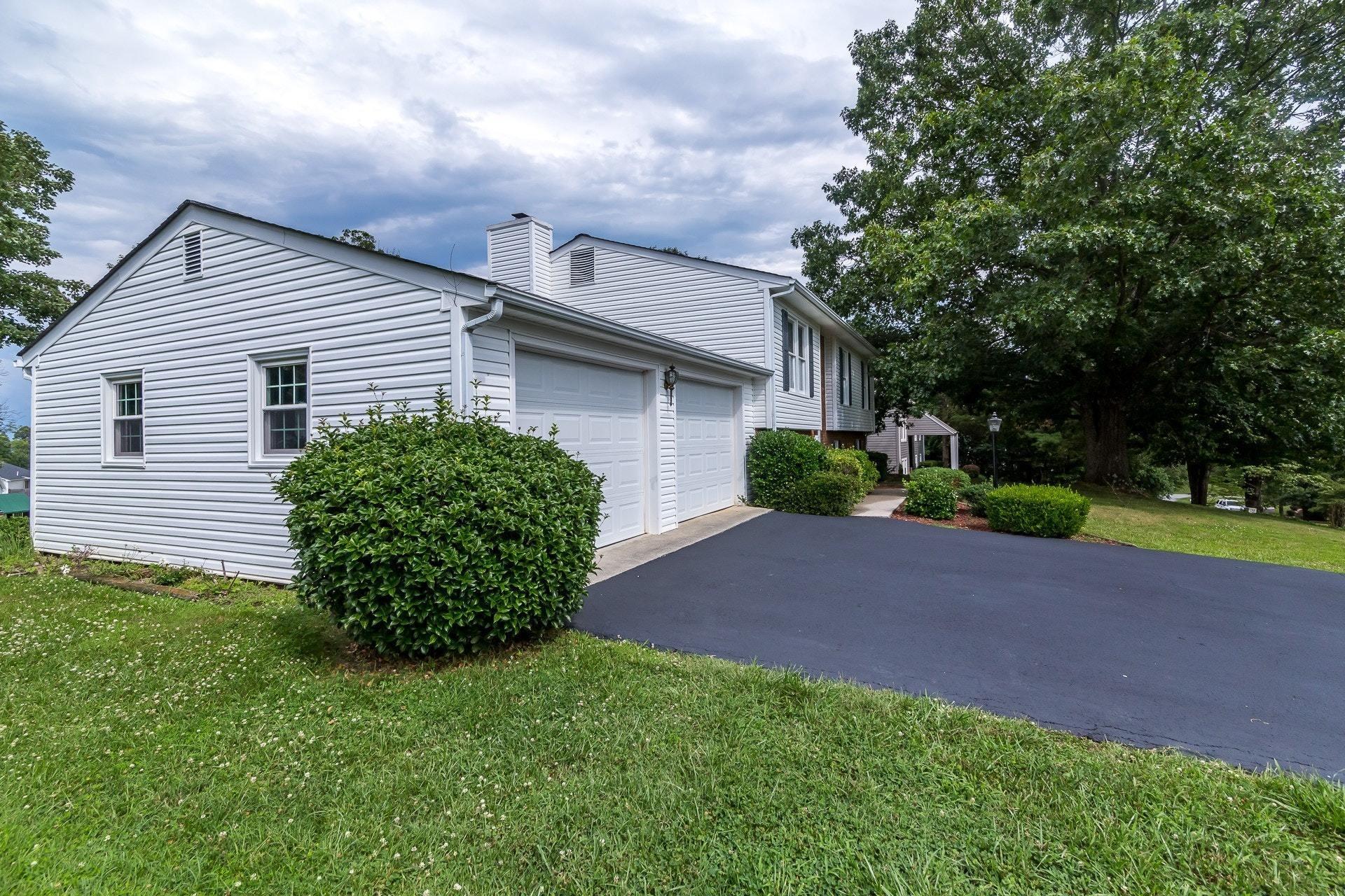 5358 Sundance Road Salem, VA 24153 - Photo 31 of 43 031-320099-31-5358 Sundance Rd - Salem-2
