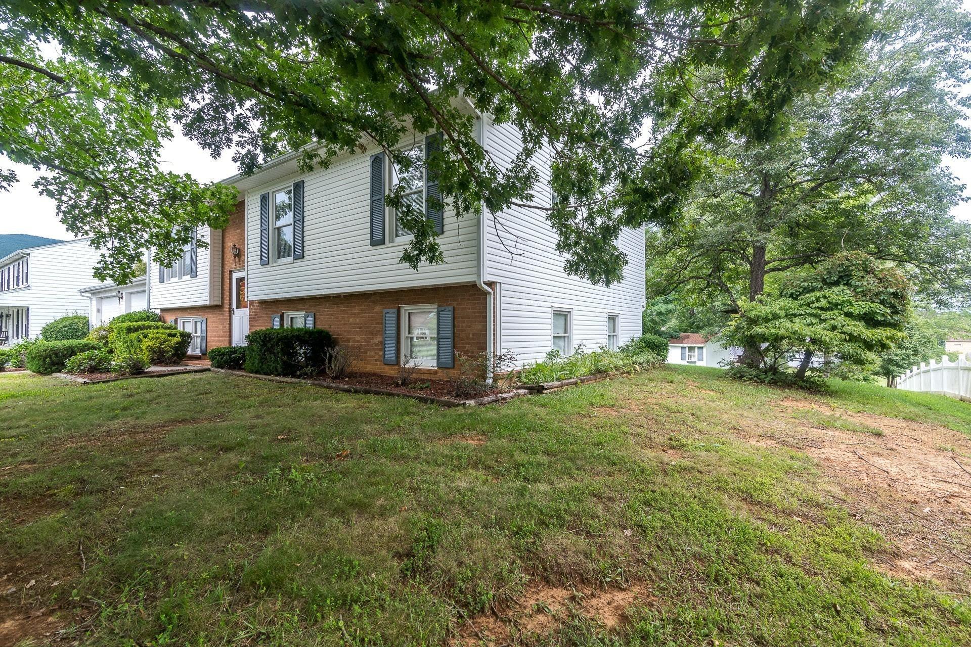 5358 Sundance Road Salem, VA 24153 - Photo 40 of 43 040-320099-40-5358 Sundance Rd - Salem-3