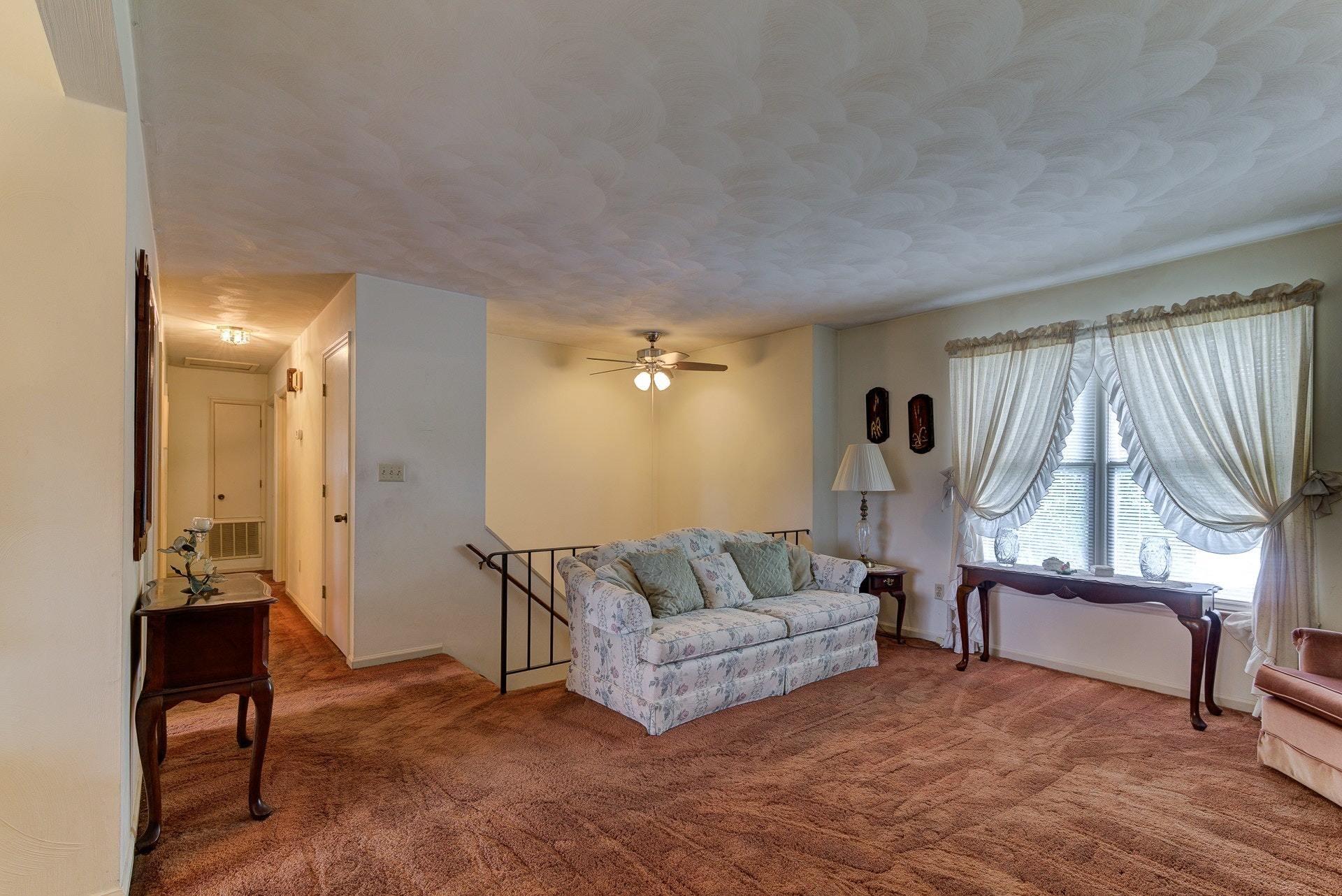 5358 Sundance Road Salem, VA 24153 - Photo 7 of 43 007-320099-07-5358 Sundance Rd - Salem-2