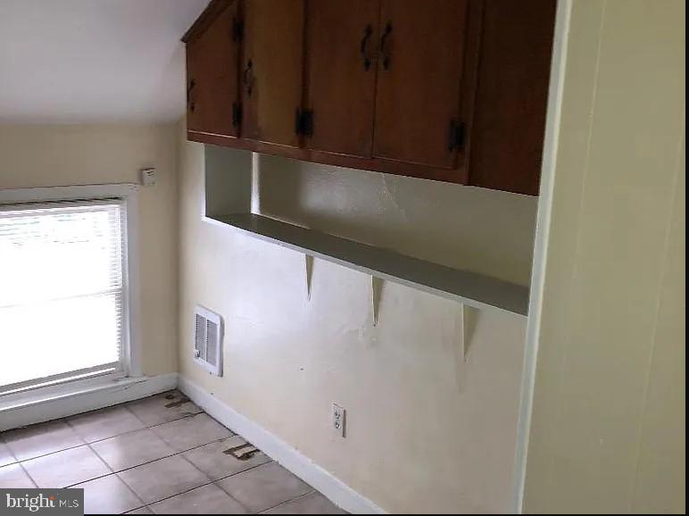 228 East Main Street Elkton, MD 21921 - Photo 26 of 29 a view of entryway