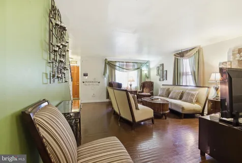 $180,000 | 1228 Elson Road, Brookhaven, PA 19015